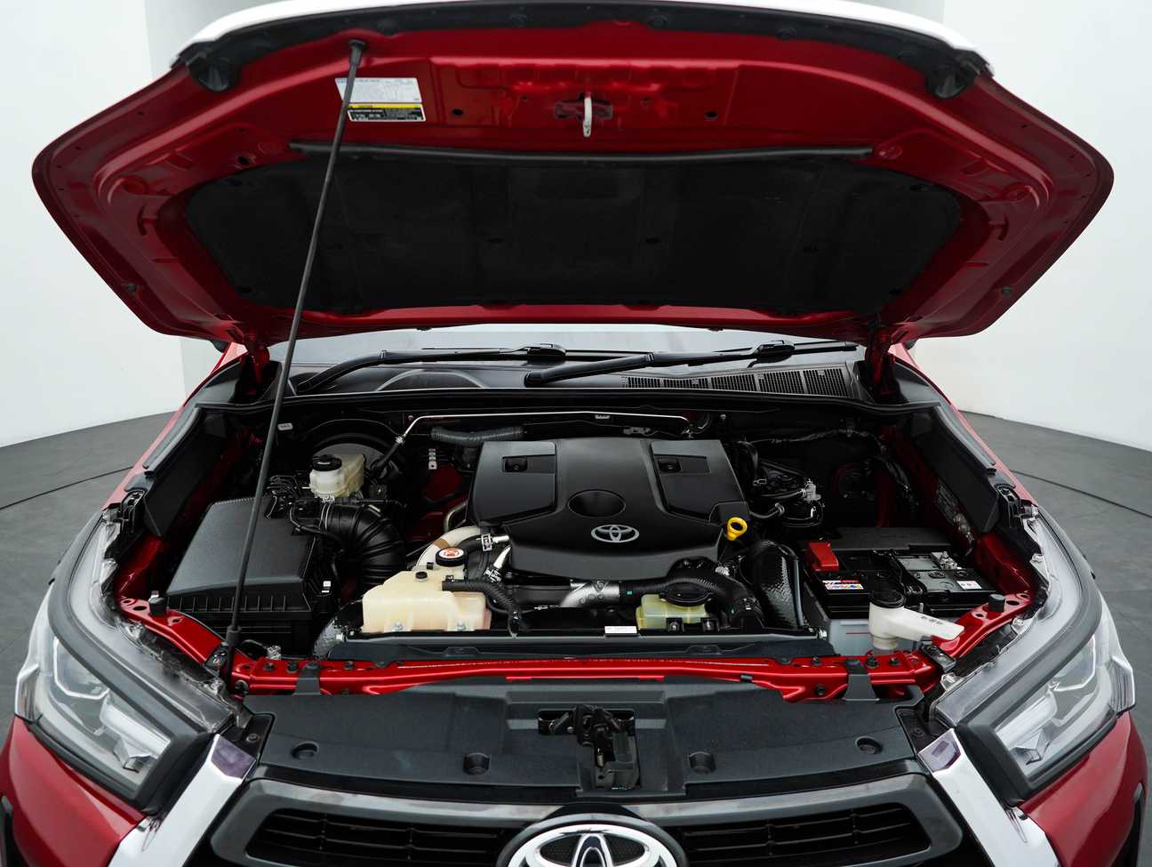 used 2023 Toyota Hilux V Dual Cab 2.4