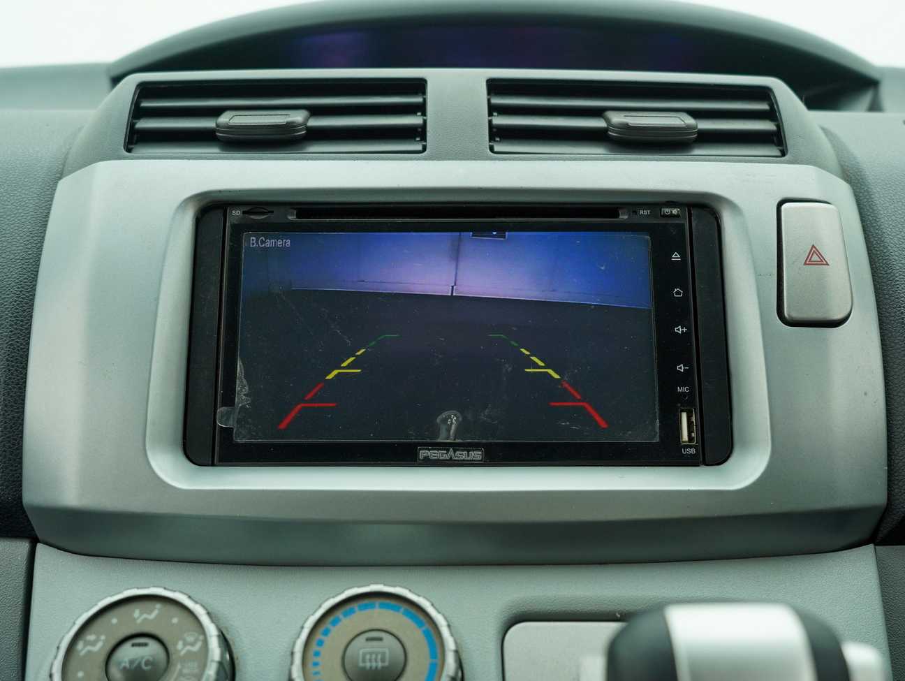 terpakai 2013 Perodua Alza EZi 1.5