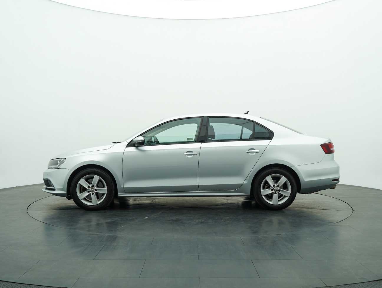 terpakai 2016 Volkswagen Jetta TSI 1.4