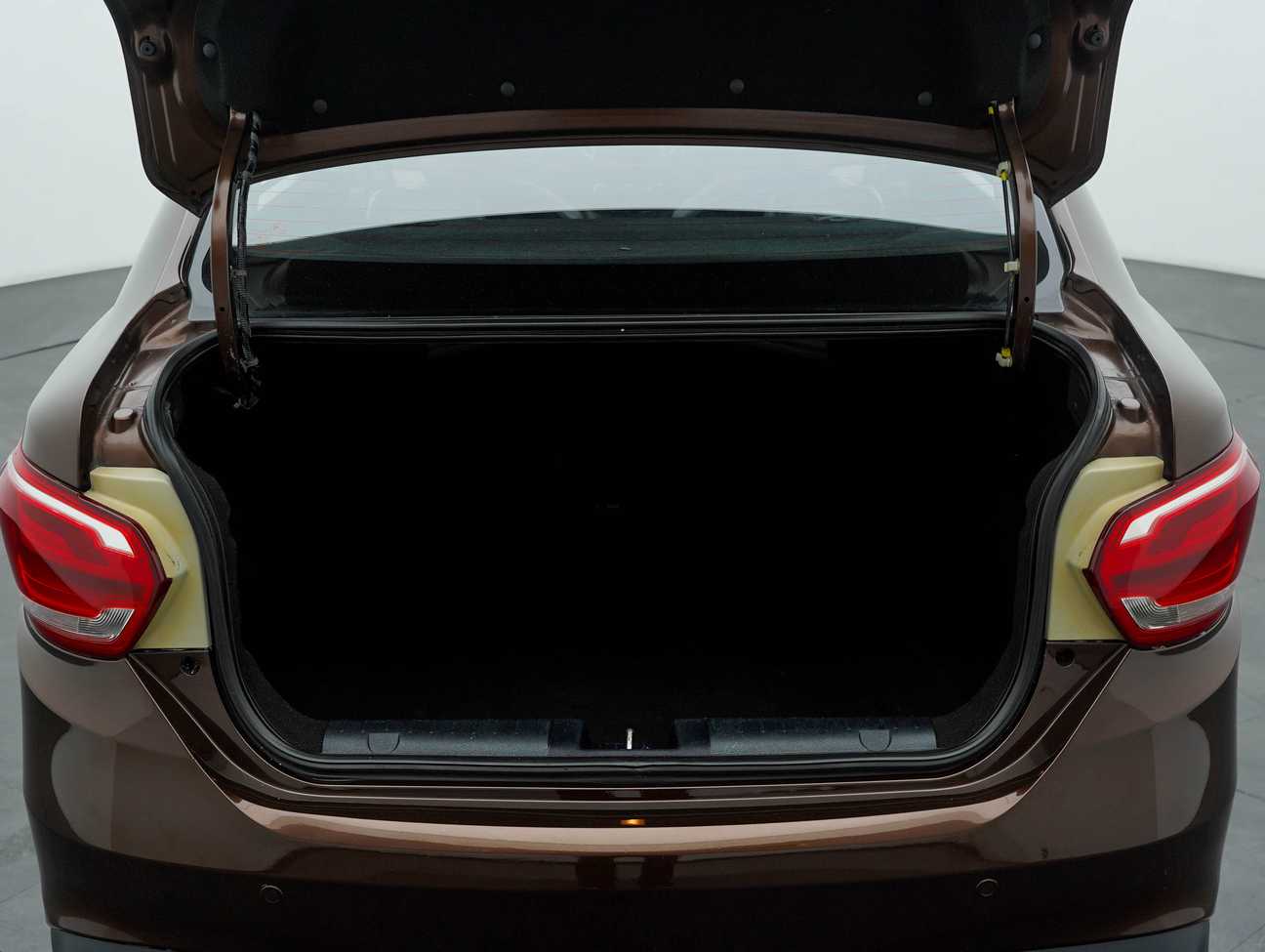 used 2016 Proton Persona Premium 1.6