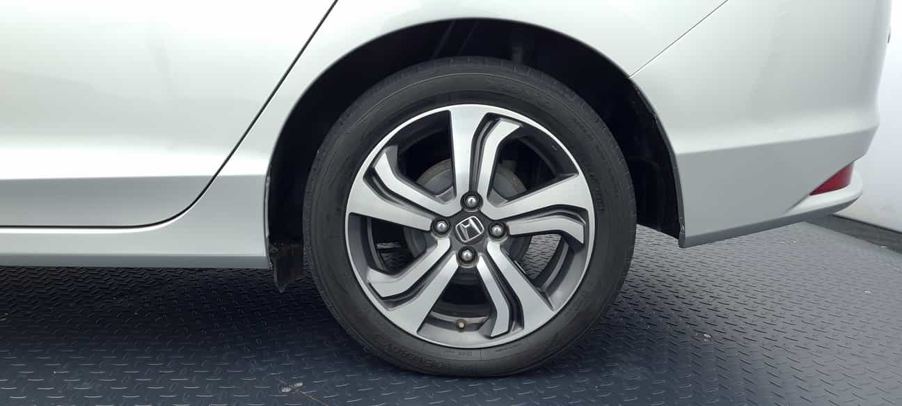 used 2015 Honda CITY V 1.5