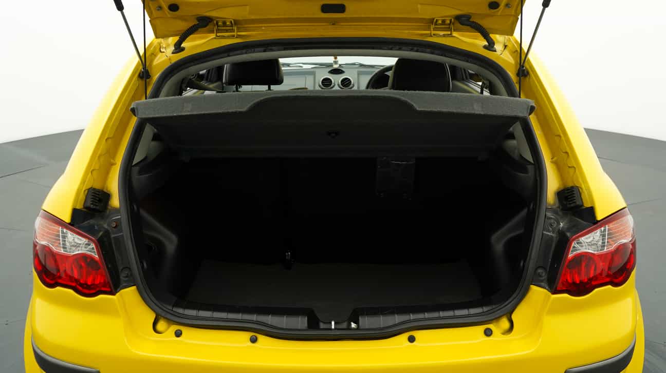 terpakai 2015 Proton SATRIA NEO R3 1.6