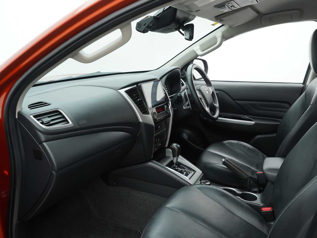 terpakai 2021 Mitsubishi Triton VGT Athlete Dual Cab 4X4 2.4