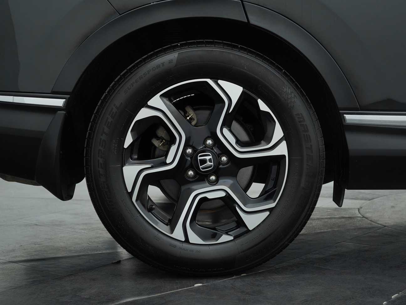 terpakai 2018 Honda CR-V TC-P VTEC 1.5
