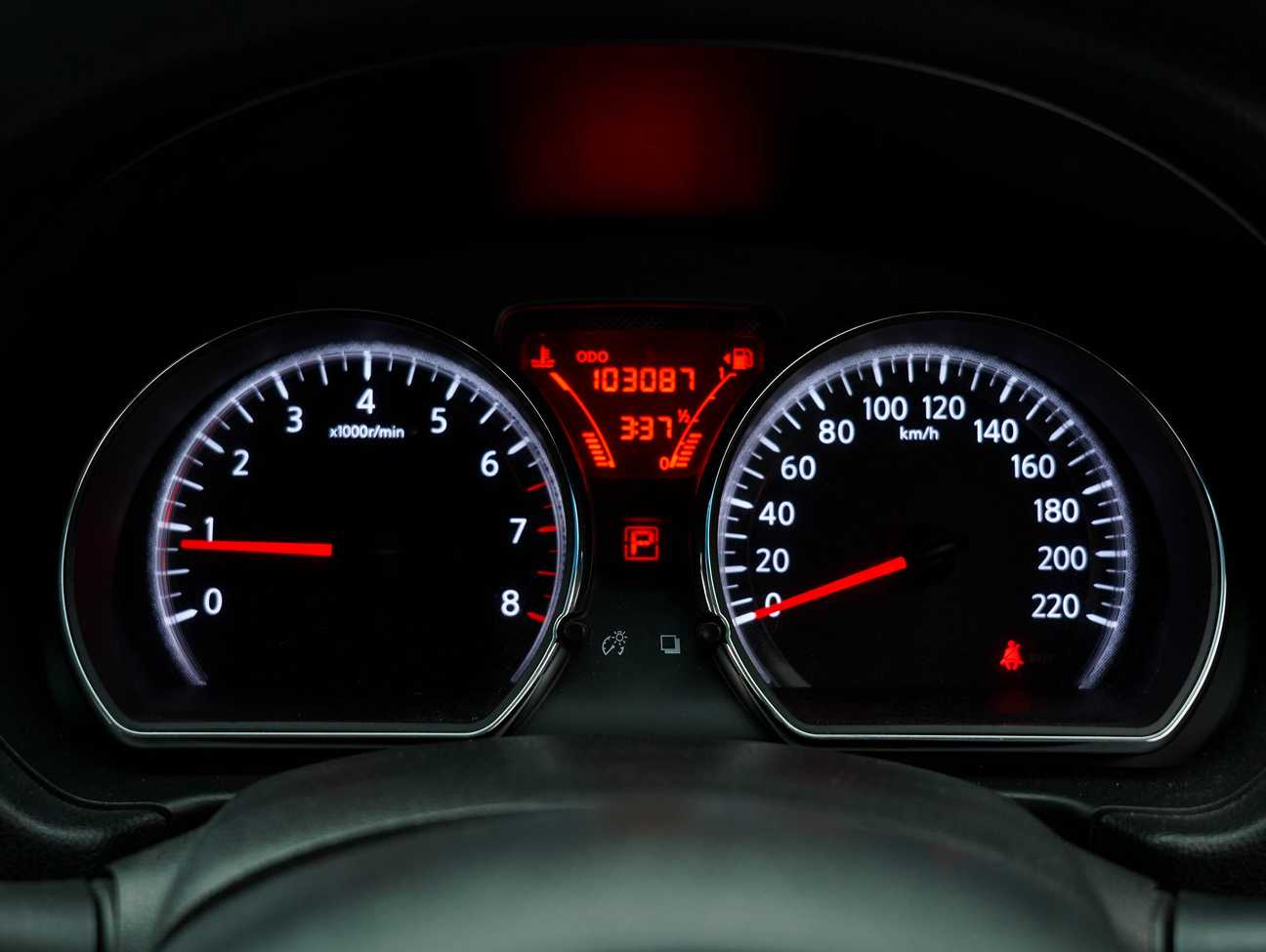 used 2014 Nissan Almera VL 1.5