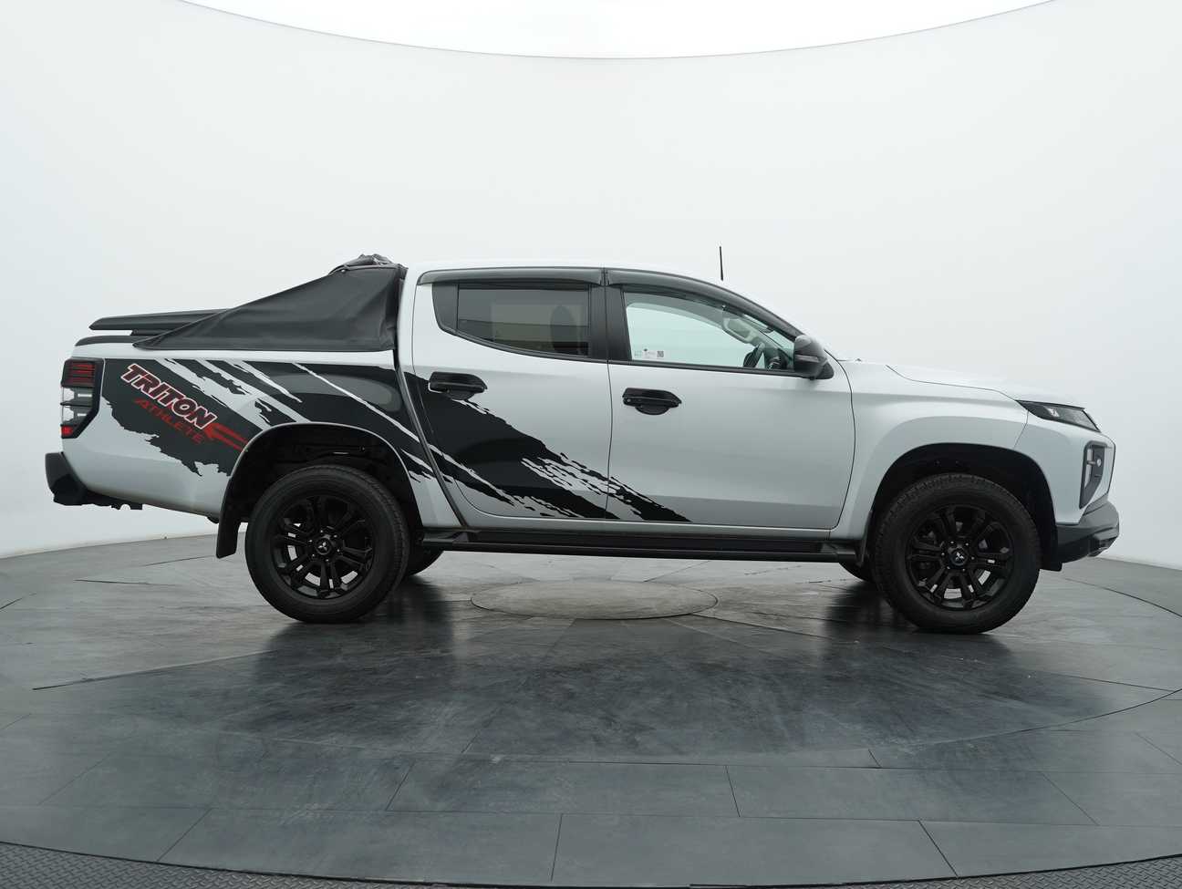 used 2021 Mitsubishi Triton VGT Athlete Dual Cab 4X4 2.4