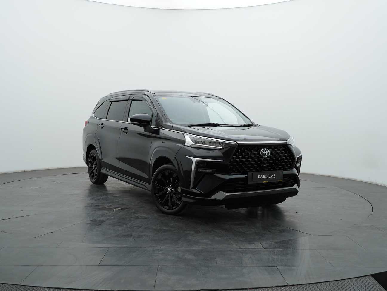 used 2023 Toyota Veloz  1.5