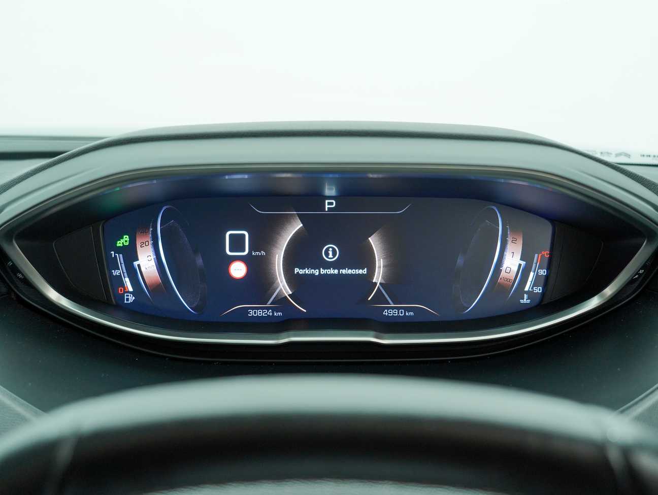 terpakai 2021 Peugeot 3008 THP Plus Allure 1.6