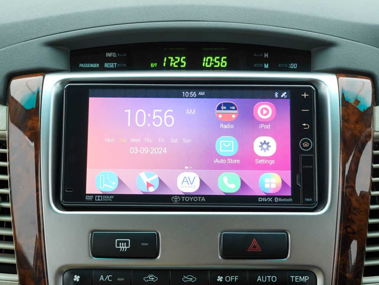 used 2016 Toyota Innova G 2.0