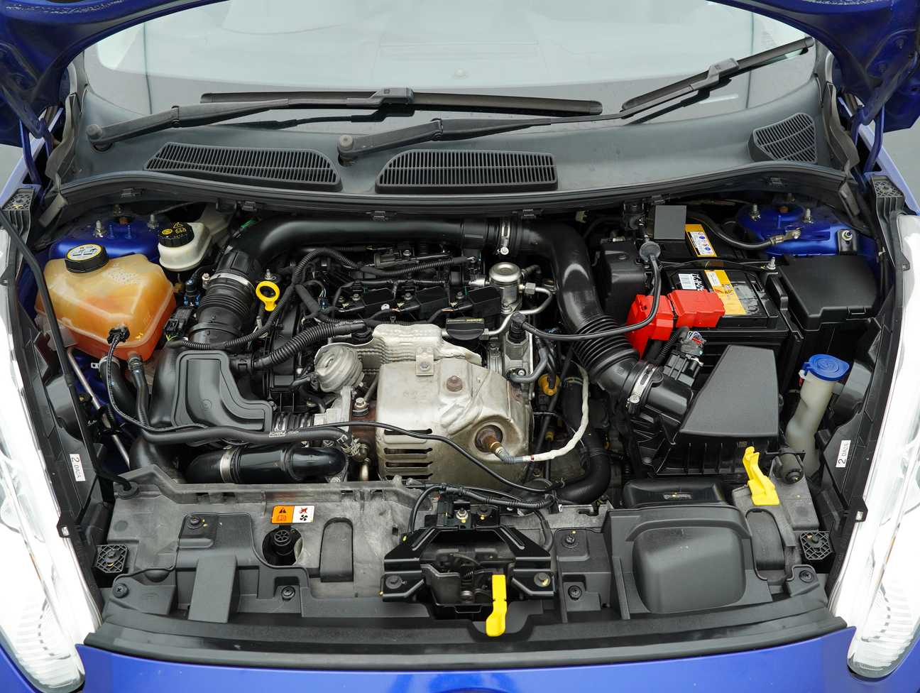 terpakai 2014 Ford FIESTA SPORT 1.0