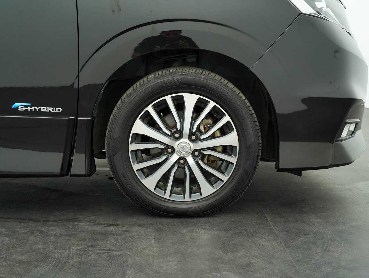 used 2019 Nissan Serena S-Hybrid High-Way Star 2.0