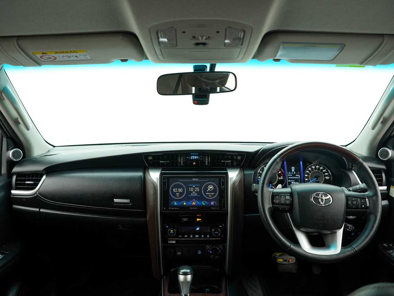 used 2018 Toyota FORTUNER 4X4 2.7