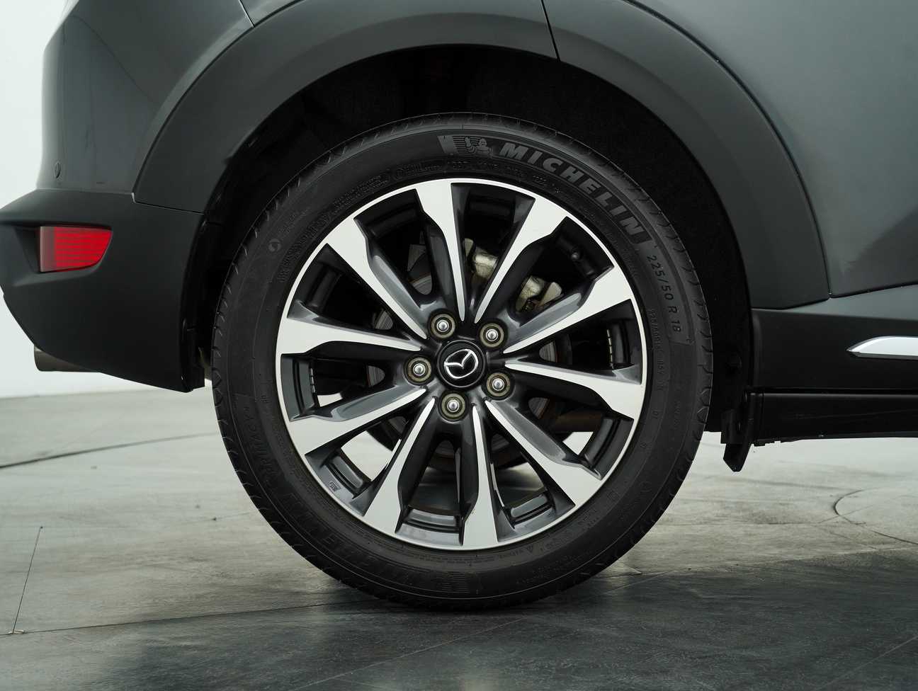 terpakai 2018 Mazda CX-3 SKYACTIV-G GVC 2.0