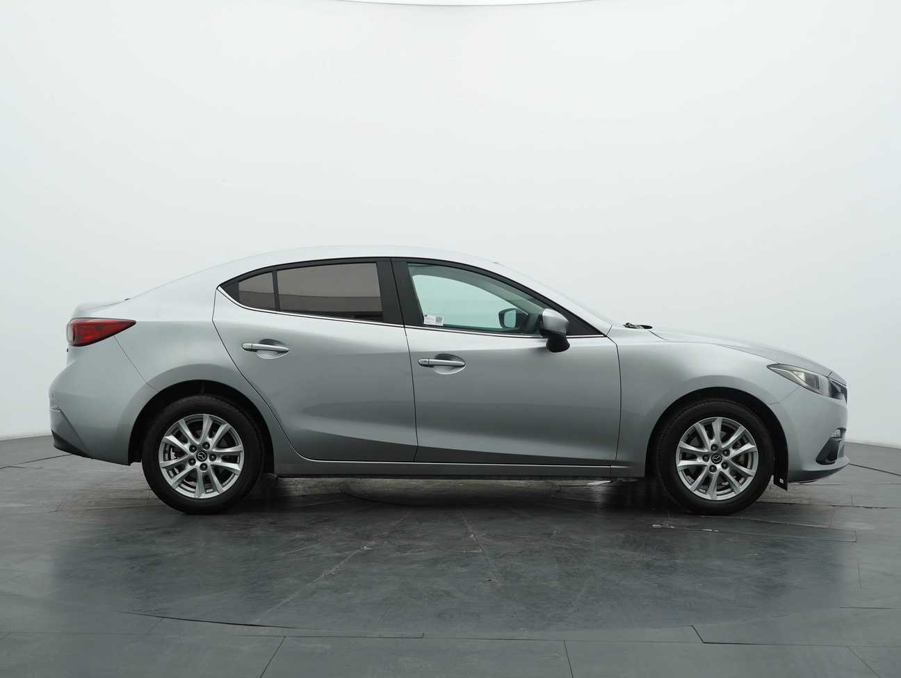 used 2015 Mazda 3 SKYACTIV-G 2.0