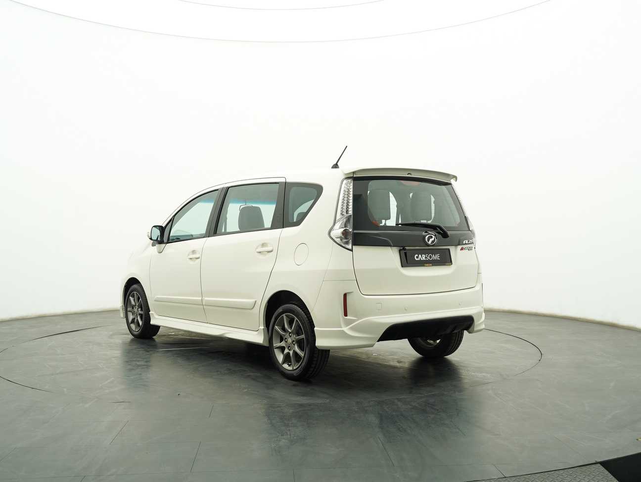 terpakai 2015 Perodua Alza Advance 1.5