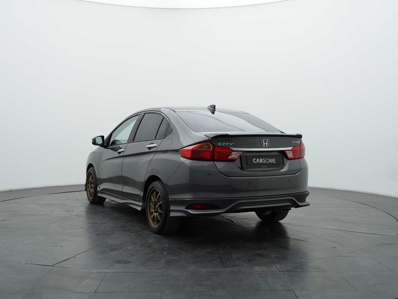 used 2015 Honda City V 1.5