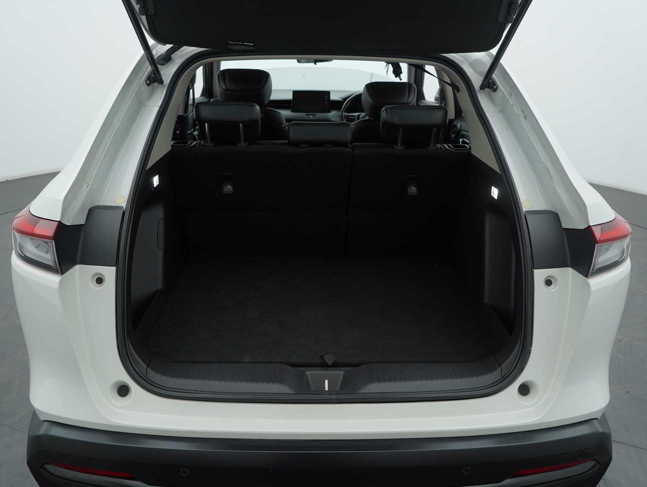 terpakai 2023 Honda HR-V V 1.5