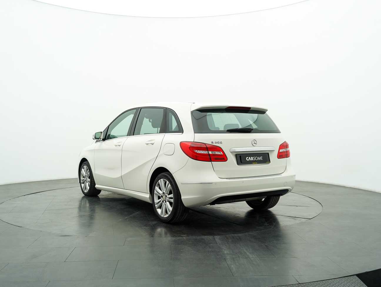 terpakai 2014 Mercedes-Benz B200 Sport Tourer 1.6