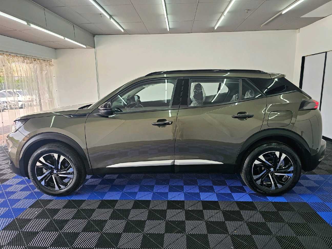 used 2025 Peugeot 2008 Allure 1.2