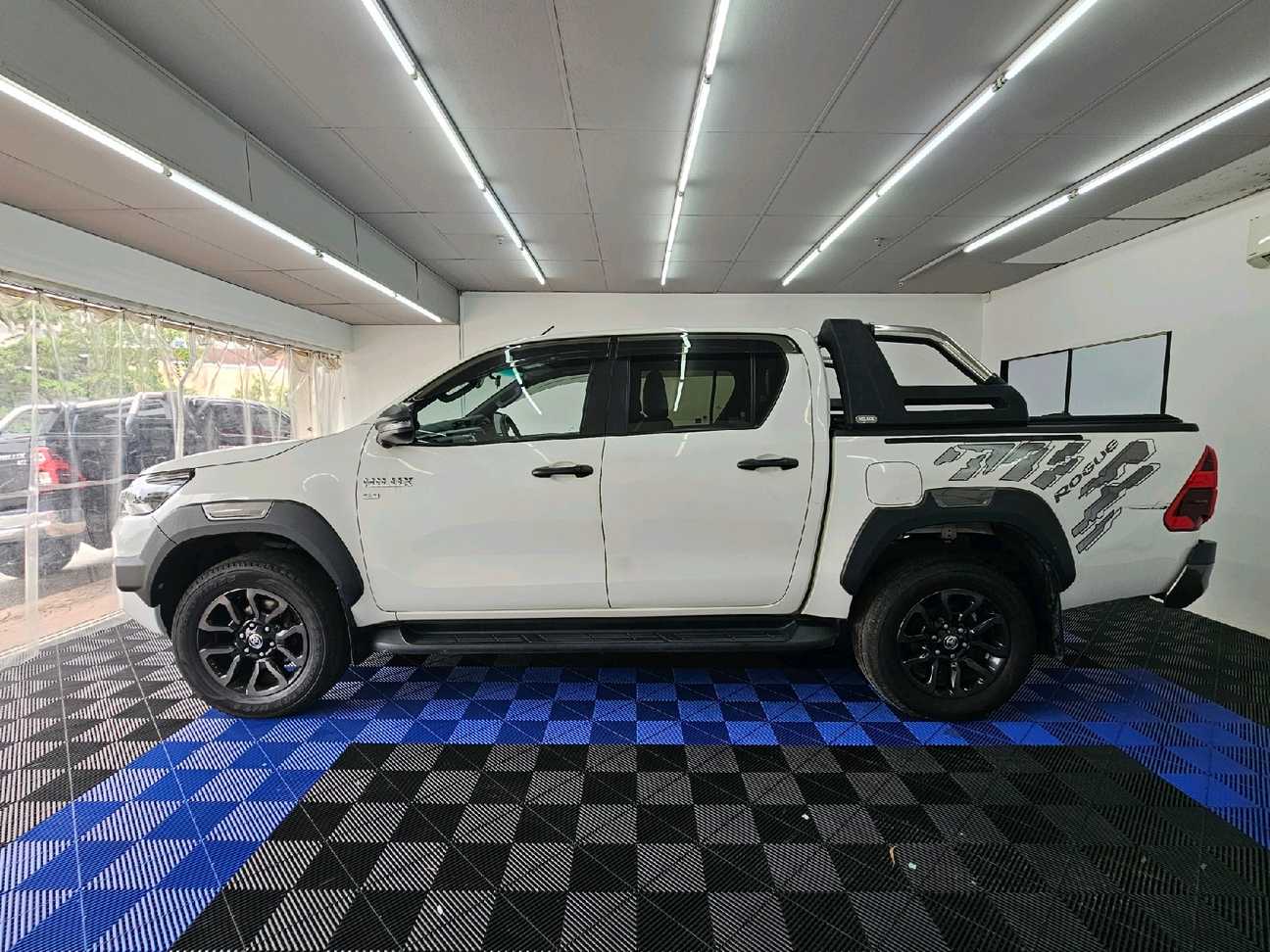 used 2023 Toyota Hilux Rogue Dual Cab 2.8