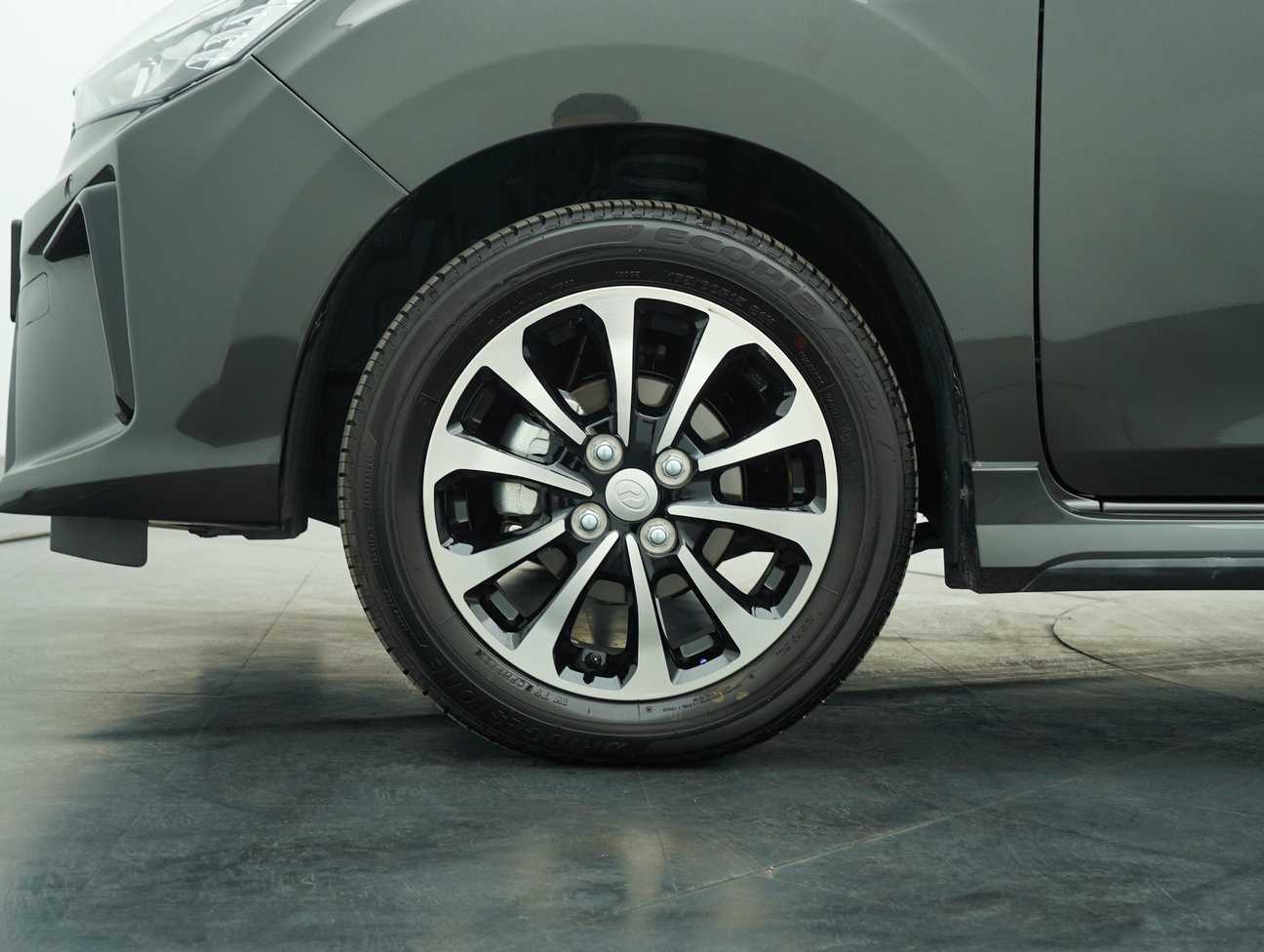 terpakai 2023 Perodua Bezza Advance 1.3