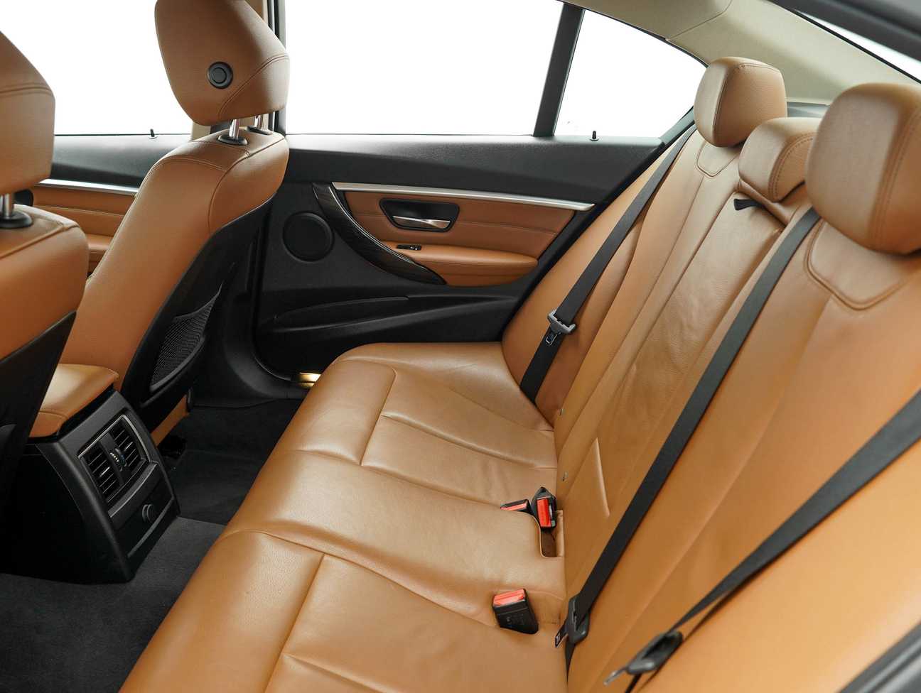 used 2016 BMW 318i Luxury 1.5