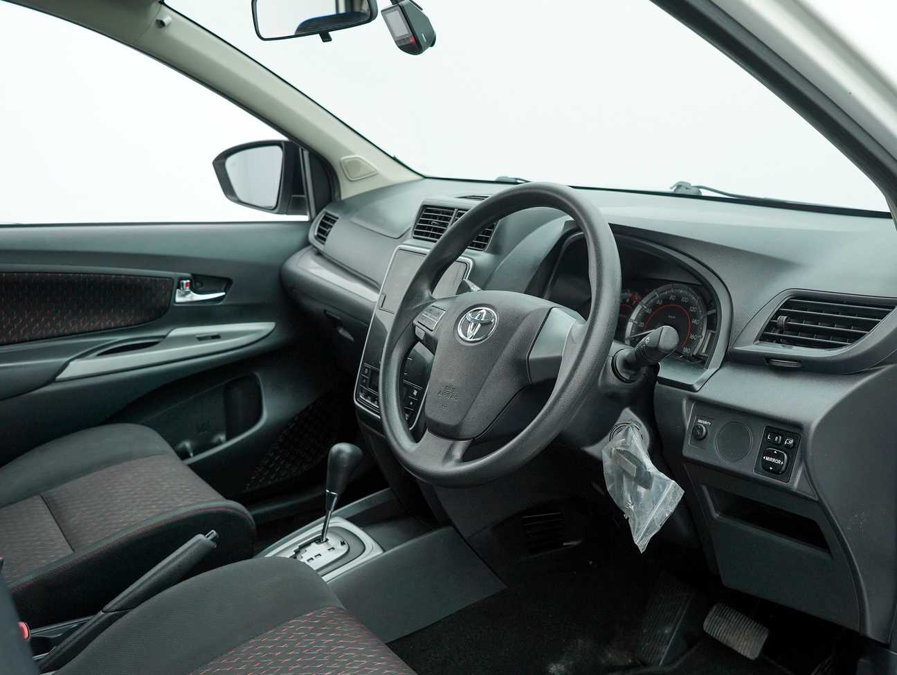 terpakai 2020 Toyota Avanza S 1.5