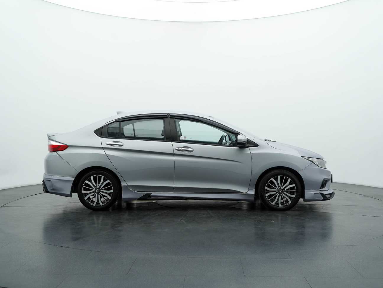 used 2018 Honda City V i-VTEC 1.5