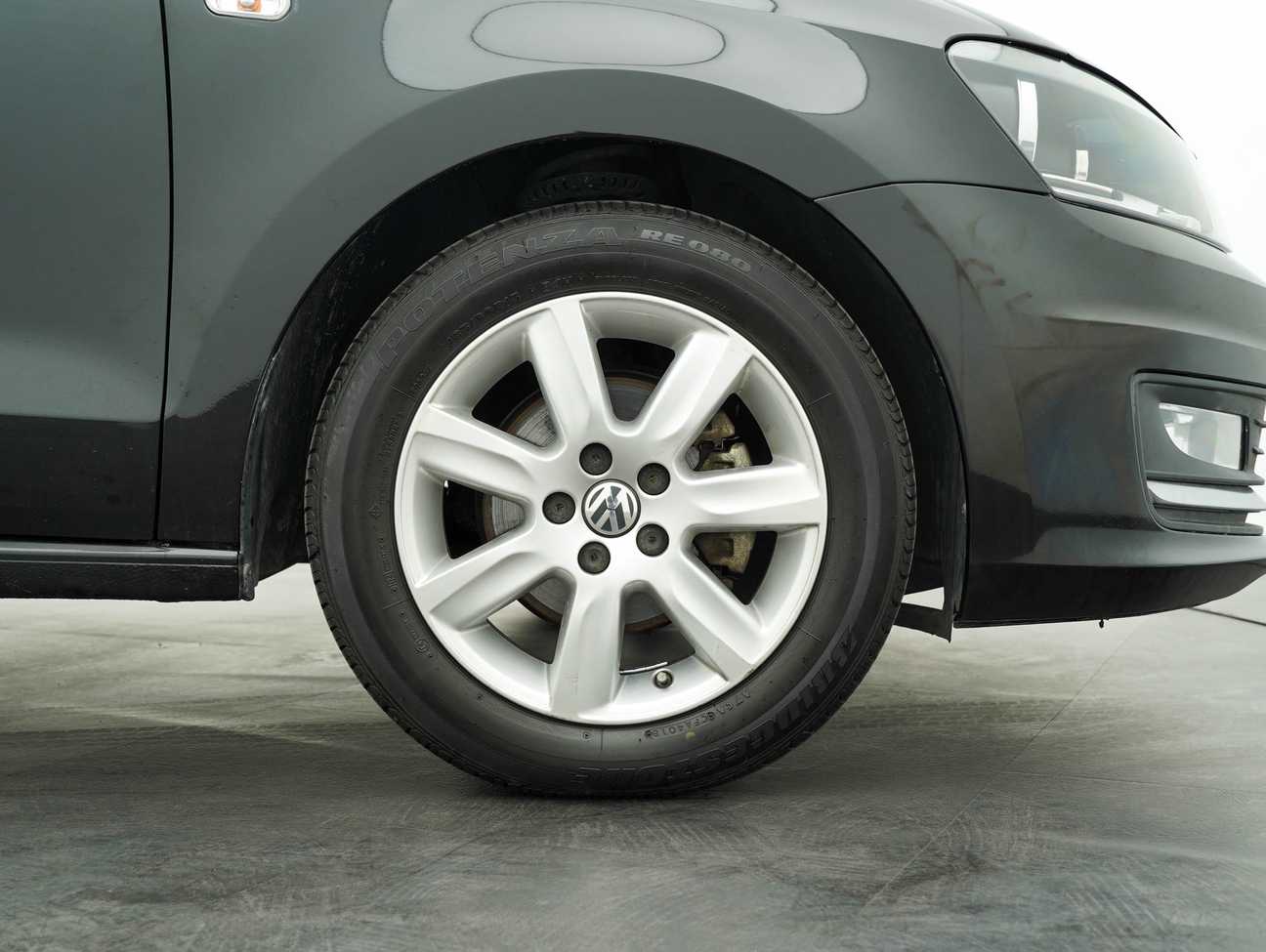 terpakai 2016 Volkswagen Vento Comfort 1.6