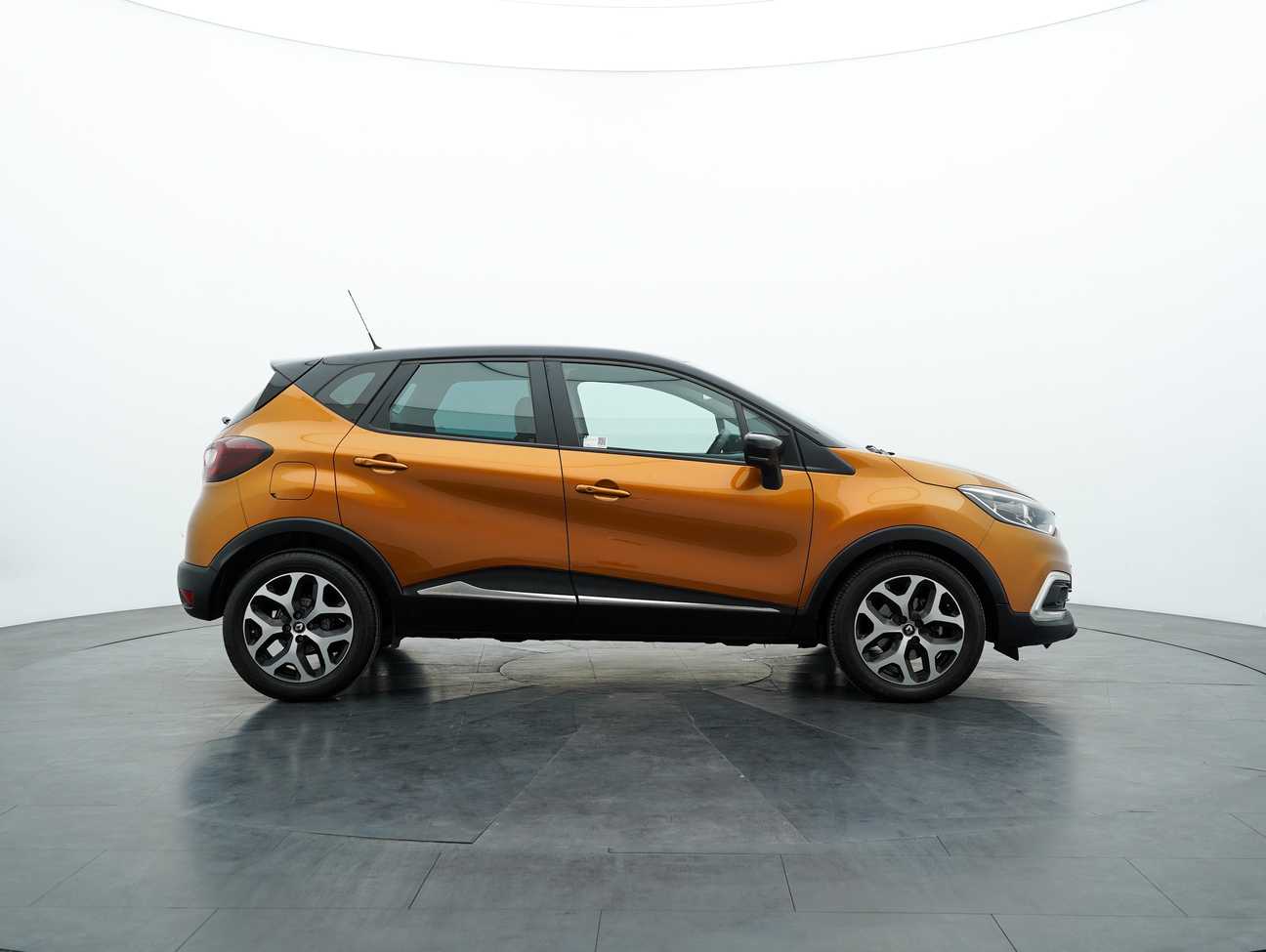 terpakai 2018 Renault Captur  1.2