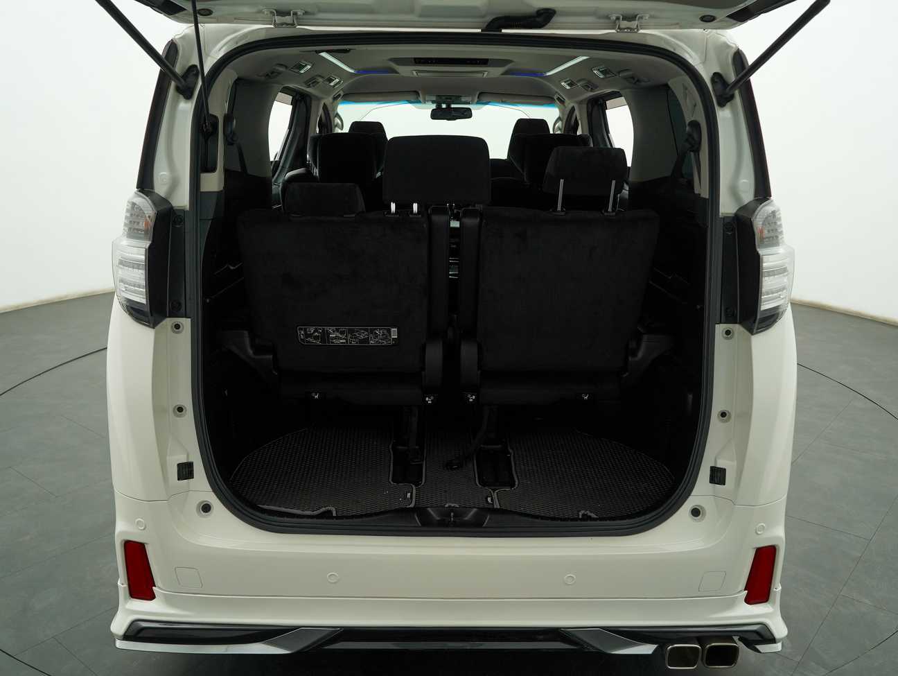 used 2017 Toyota Vellfire ZG 2.5