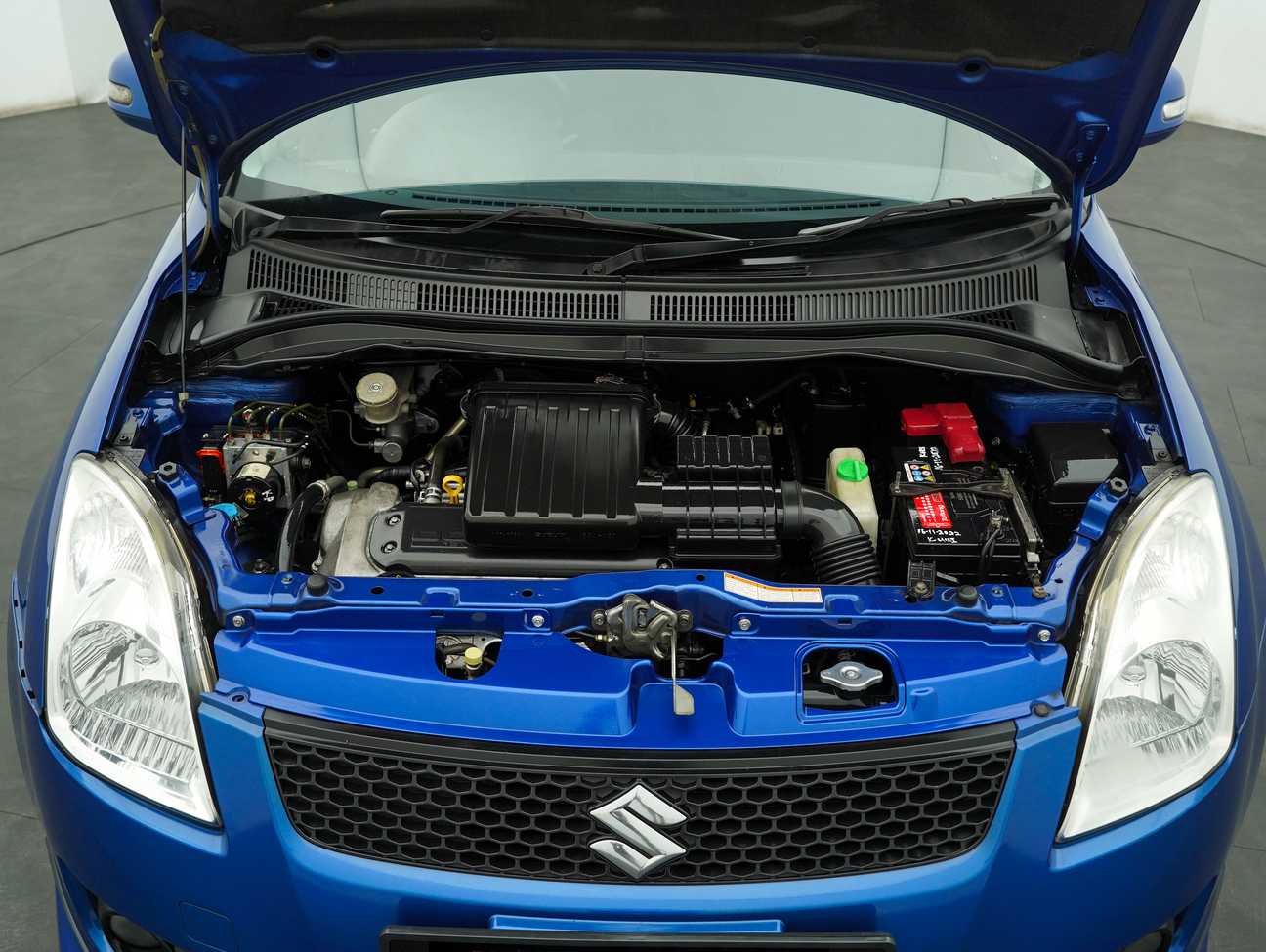 terpakai 2010 Suzuki Swift  1.5