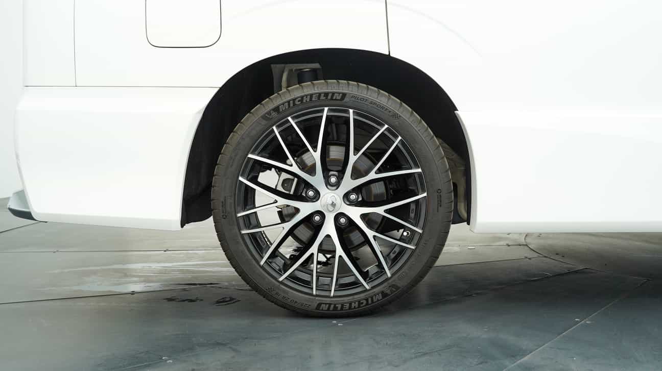 used 2021 Nissan SERENA S-HYBRID HIGH-WAY STAR (CKD) 2.0