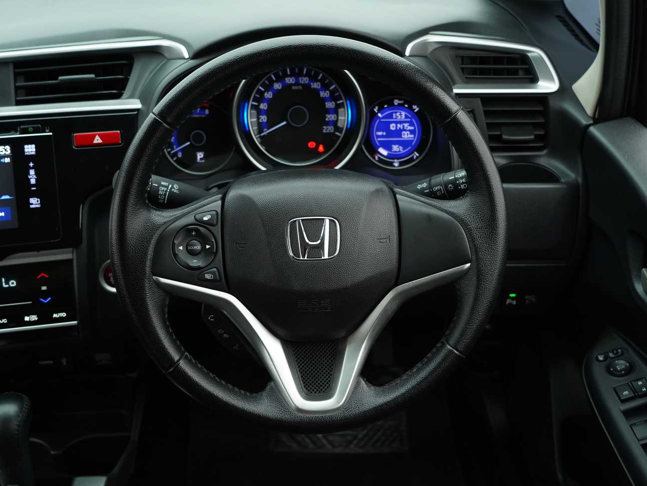 used 2017 Honda Jazz V 1.5