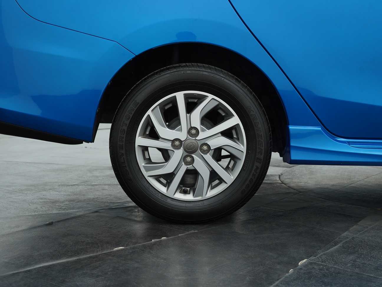 terpakai 2017 Perodua Bezza Advance 1.3