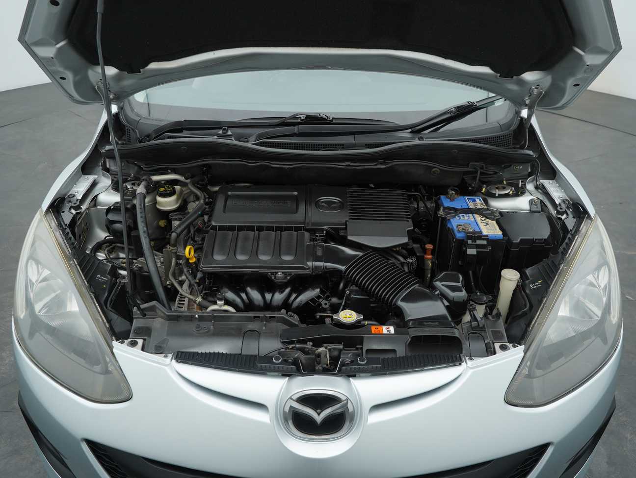 used 2012 Mazda 2 V 1.5