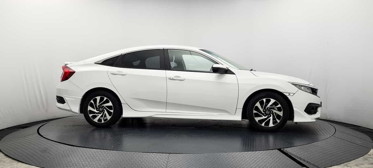 terpakai 2017 Honda CIVIC I-VTEC 1.8