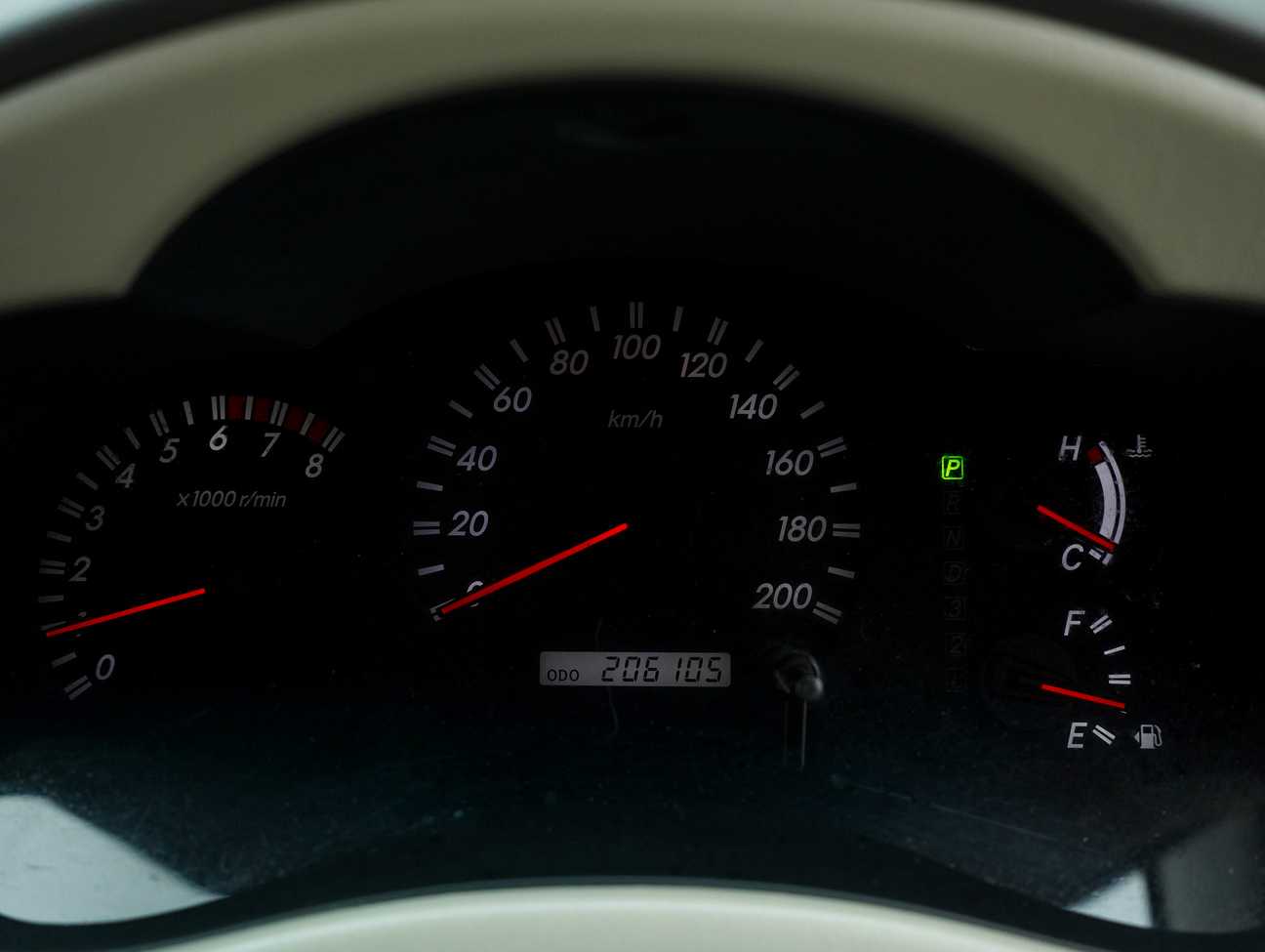 terpakai 2010 Toyota Innova G 2.0