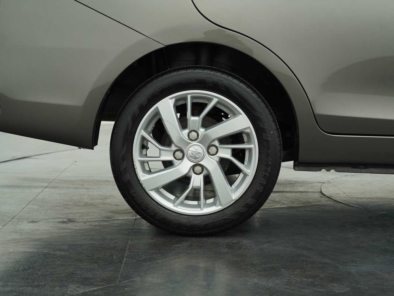 used 2022 Proton Saga Premium 1.3