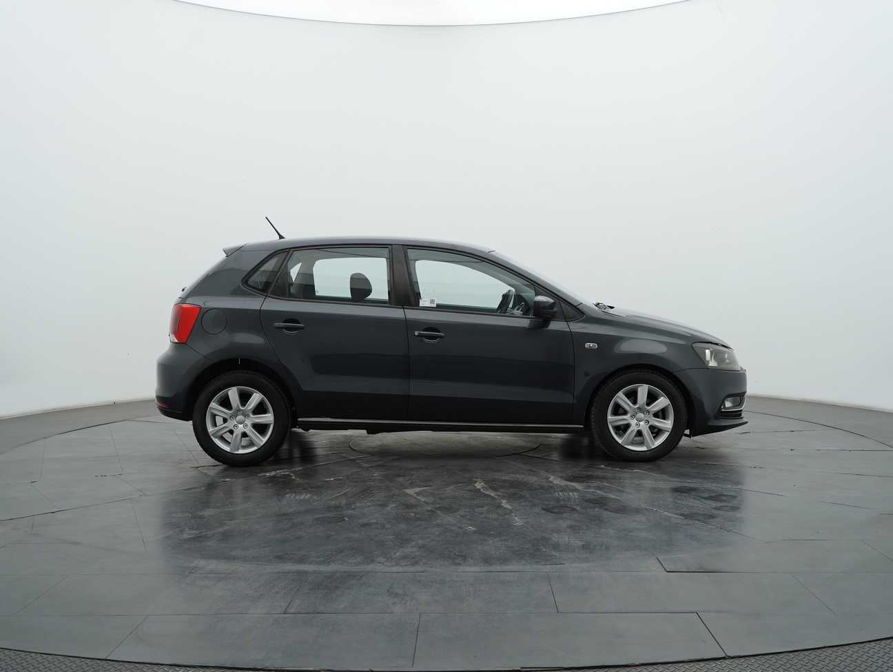used 2015 Volkswagen Polo  1.6