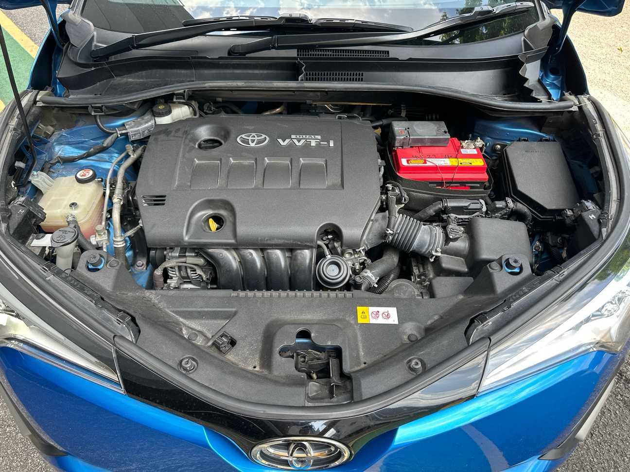 used 2019 Toyota C-HR  1.8