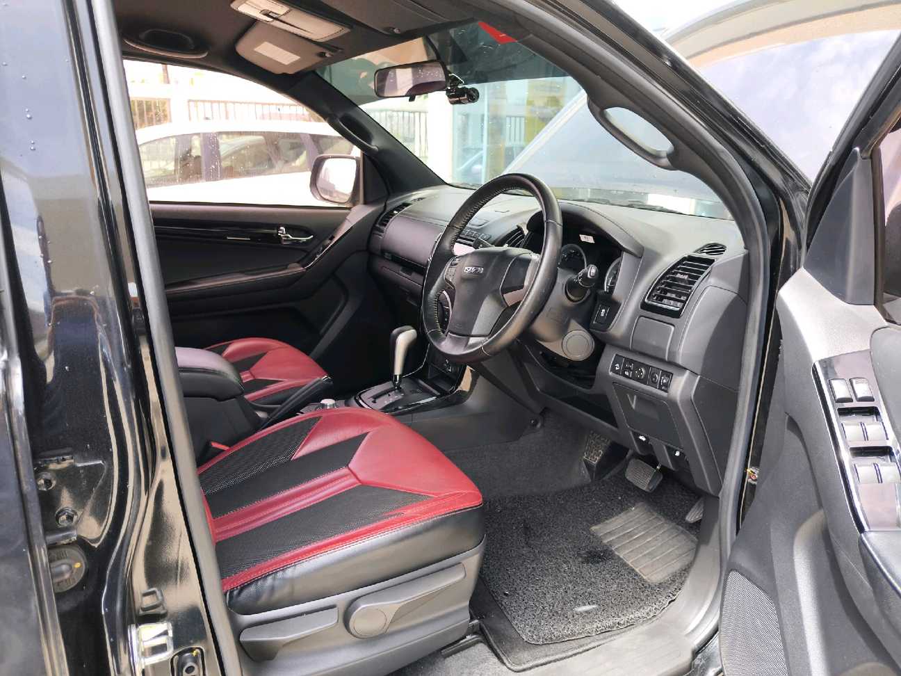 used 2020 Isuzu D-Max Stealth Dual Cab 1.9