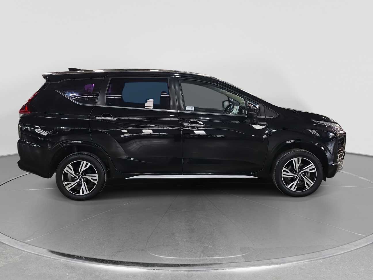 terpakai 2022 Mitsubishi Xpander  1.5