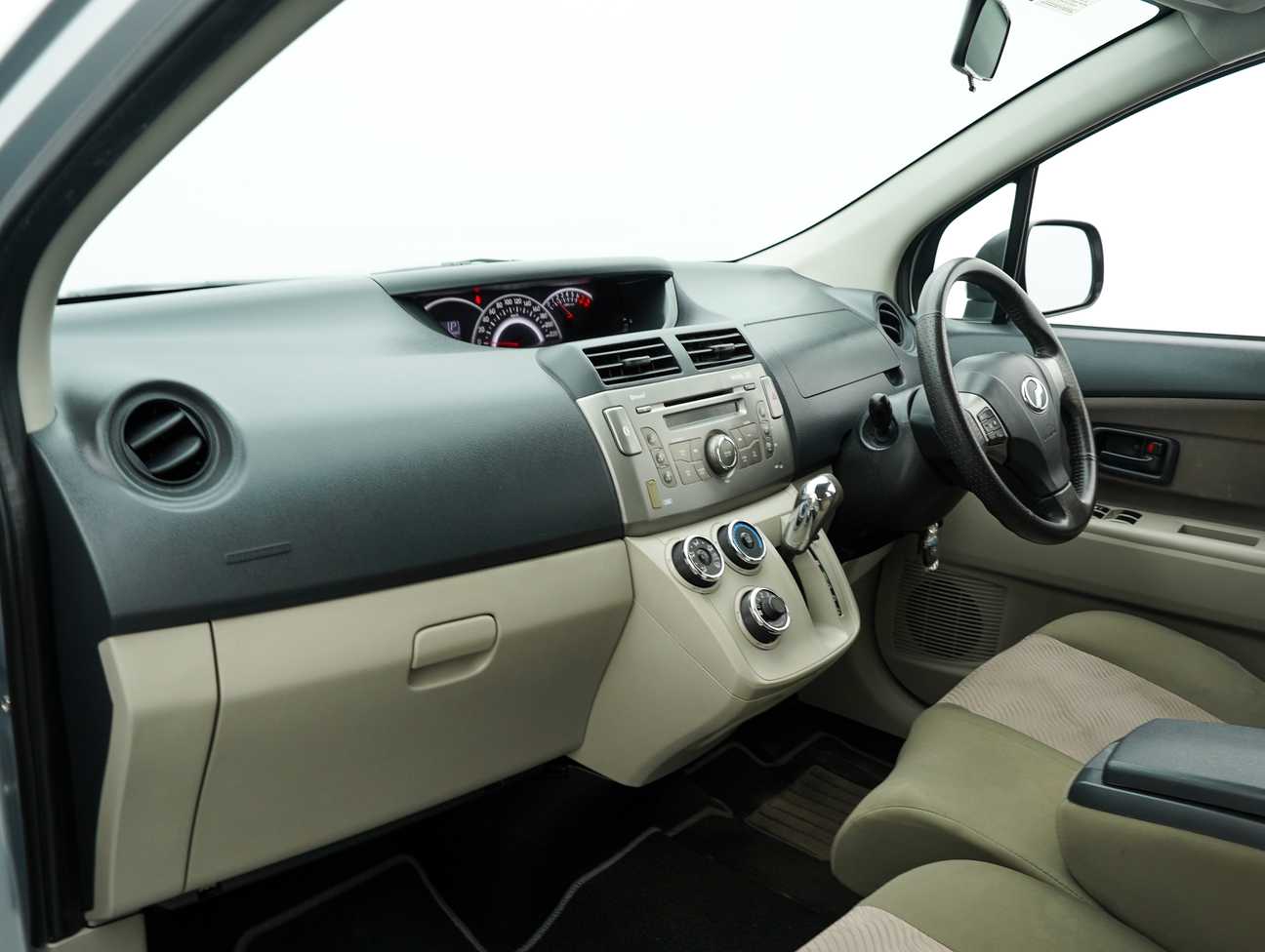terpakai 2016 Perodua ALZA EZ 1.5