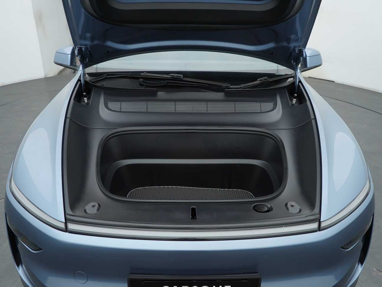 used 2025 Tesla Model Y Standard Range 