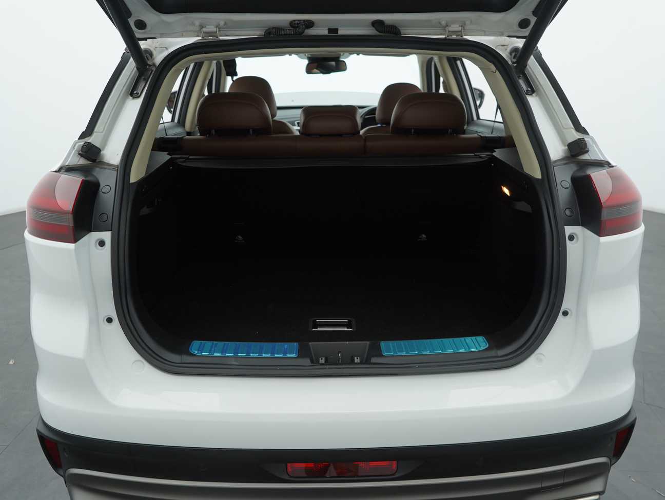 used 2020 Proton X70 Premium 1.8