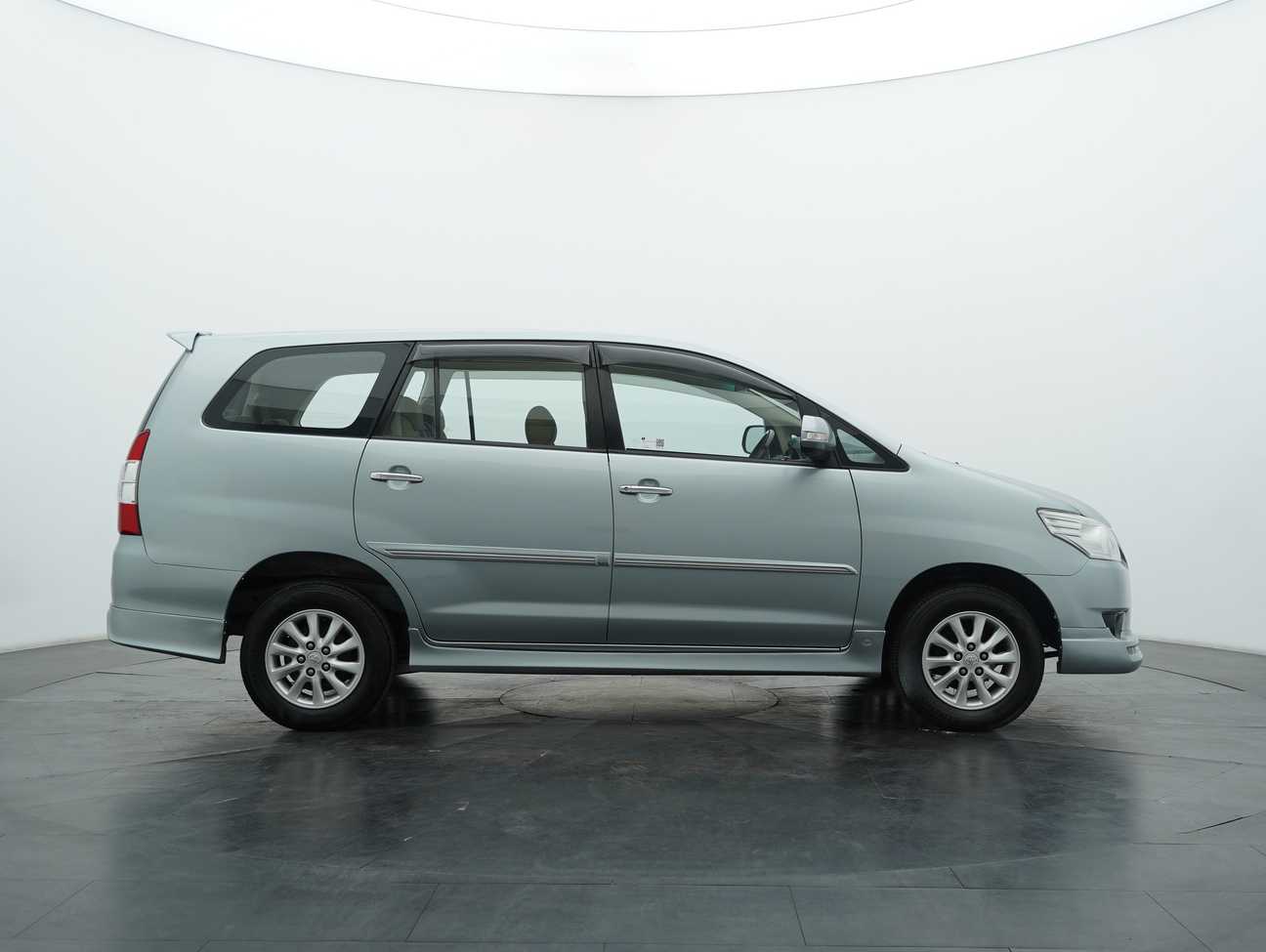 used 2013 Toyota Innova G 2.0