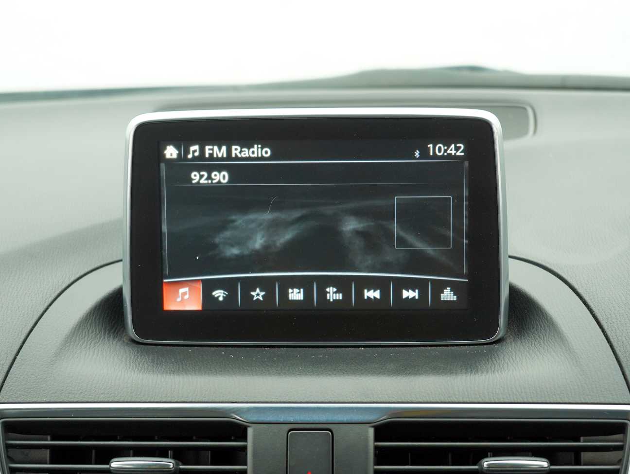 terpakai 2017 Mazda 3 SKYACTIV-G High 2.0