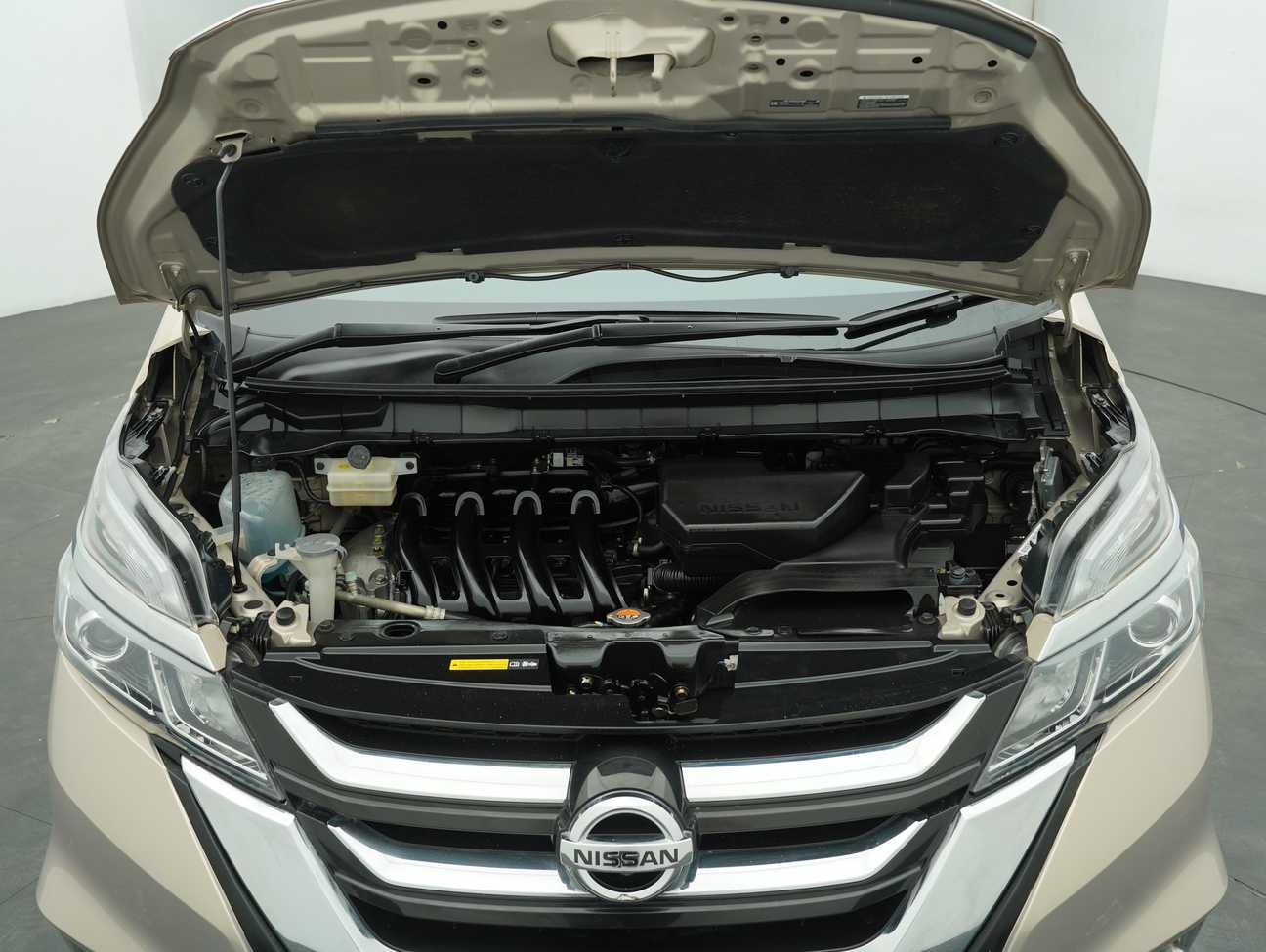 used 2018 Nissan Serena S-Hybrid High-Way Star Premium 2.0