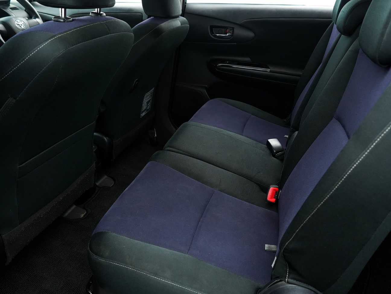 used 2013 Toyota Wish G 1.8